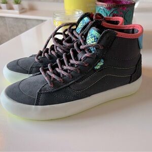 VANS Lizzie Armanto SK8 Shoe sz 4